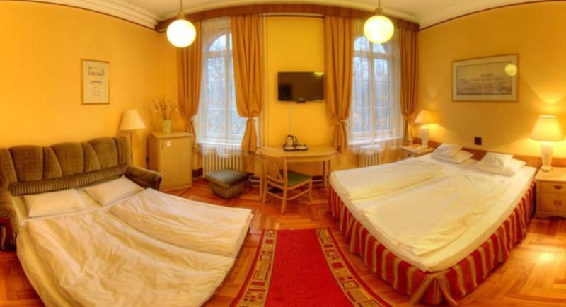 Hotel Omnibusz Budapest Exterior foto
