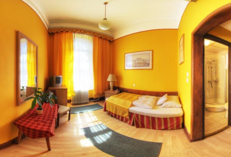 Hotel Omnibusz Budapest Exterior foto
